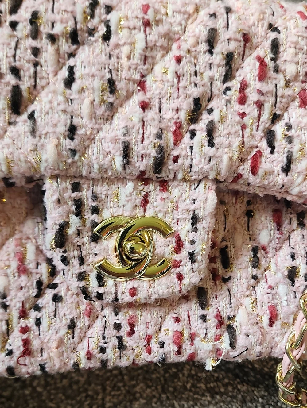Make An Offer!Must Sell! Chanel Pink Tweed Classic Flap Shoulder Bag - Picture 3 of 4